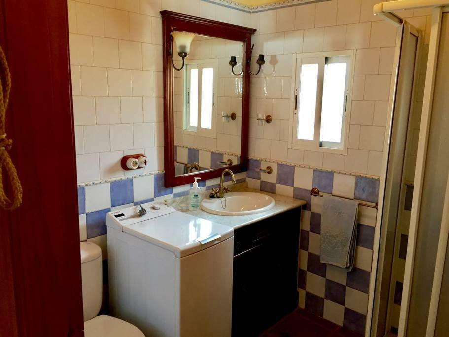 Cortijo De Los Geraneos Padul Екстериор снимка